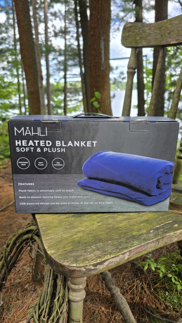 Mähli Heated Blanket – Soft & Plush (USB Powered)